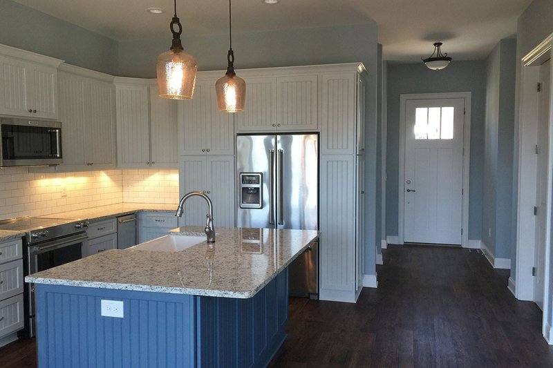 Architectural House Design - Interior - Entry for Craftsman House Plan #437-91 - 2 bed, 2.5 bath