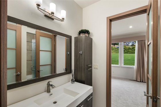 Interior - Bathroom for Contemporary House Plan #1066-290 - 3 bed, 2.5 bath