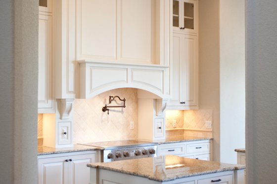 Interior - Kitchen 2 for Craftsman House Plan #120-172 - 3 bed, 3 bath