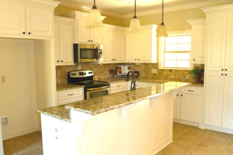 Architectural House Design - 2600 square foot traditional home