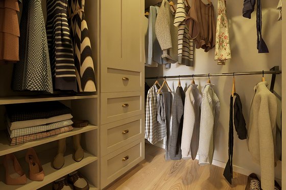 Interior - Master Bathroom 2 for Ranch House Plan #126-246 - 2 bed, 2 bath