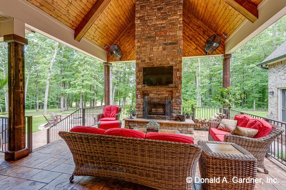 Exterior - Covered Porch for European House Plan #929-1056 - 4 bed, 3 bath