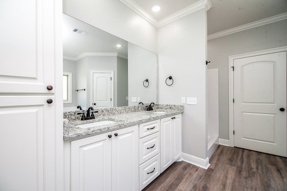 Interior - Bathroom for Ranch House Plan #430-93 - 4 bed, 2 bath