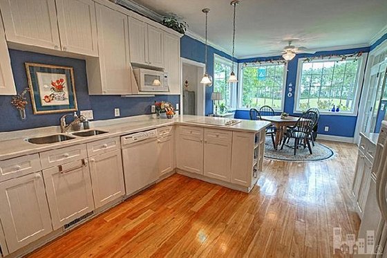 Kitchen - 2600 square foot Southern home