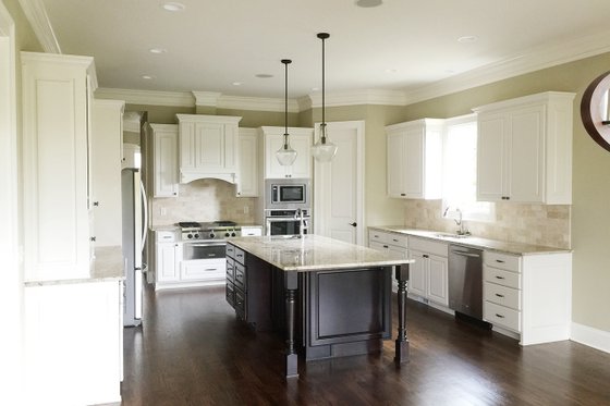 Interior - Kitchen 1 for Craftsman House Plan #437-59 - 3 bed, 2.5 bath