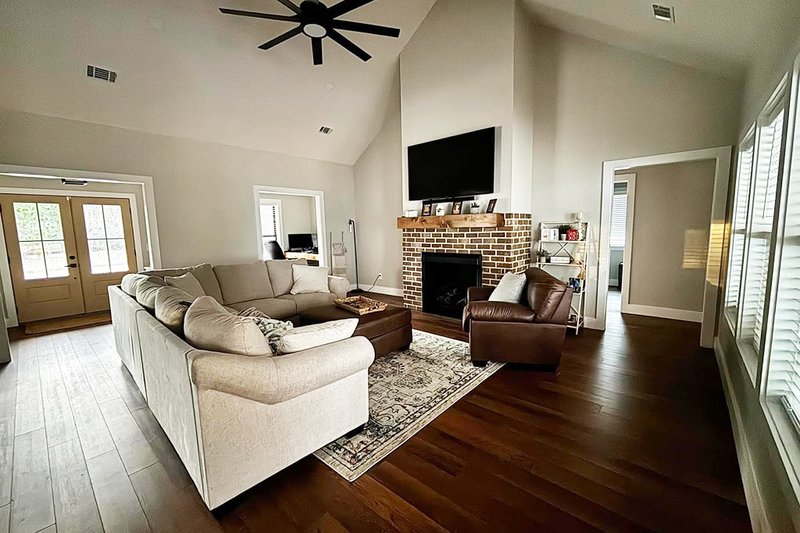 House Blueprint - Greatroom Photo