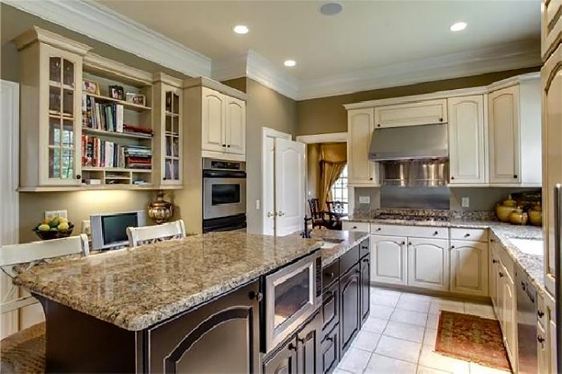 Home Plan - Interior - Kitchen for Country House Plan #137-148 - 4 bed, 3 bath