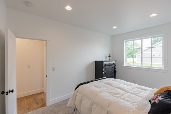 Photo 19 for Craftsman House Plan #1070-98 - 3 bed, 2 bath