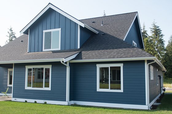 Exterior - Rear Elevation 1 for Country House Plan #1070-48 - 3 bed, 2.5 bath