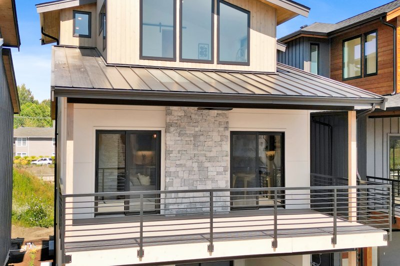 House Plan Design - Exterior - Outdoor Living 1 for Contemporary House Plan #1070-235 - 3 bed, 2 bath
