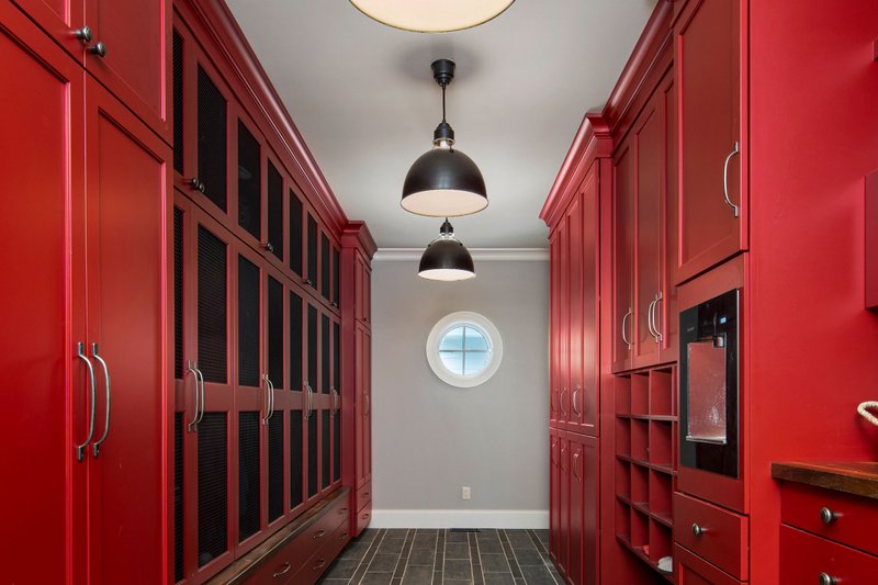 Dream House Plan - Interior - Entry for Farmhouse House Plan #928-407 - 6 bed, 4.5 bath