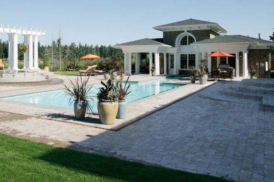 Photo 5 for Classical House Plan #132-224, 1 bath