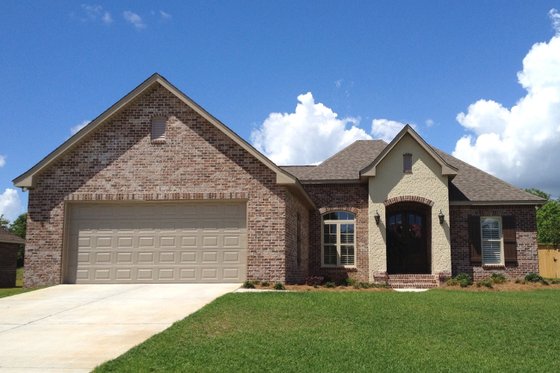 Exterior - Front Elevation for Traditional House Plan #430-70 - 3 bed, 2 bath