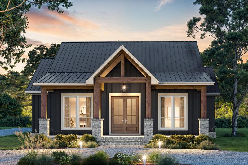 Farmhouse Style House Plan - 3 Beds 2.5 Baths 1633 Sq/Ft Plan #430-404 Exterior