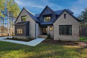 Farmhouse Style House Plan - 4 Beds 4 Baths 2950 Sq/Ft Plan #927-1026 
