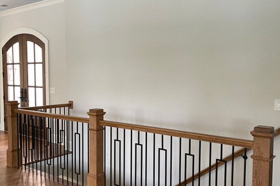 Interior - Entry for Craftsman House Plan #437-122 - 4 bed, 4 bath