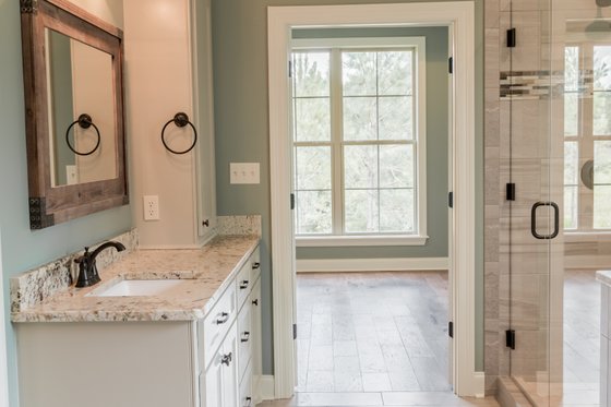 Interior - Master Bathroom 1 for Craftsman House Plan #430-152 - 4 bed, 2.5 bath