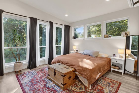 Interior - Master Bathroom for Contemporary House Plan #1070-62 - 3 bed, 3.5 bath