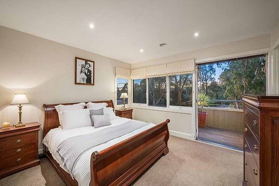 Modern style home, bedroom