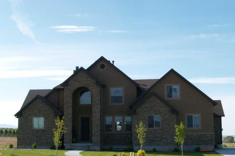 House Design - Exterior - Front Elevation 5 for Traditional House Plan #1060-148 - 3 bed, 2.5 bath