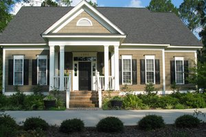 House Blueprint - Craftsman Exterior - Front Elevation Plan #1054-62