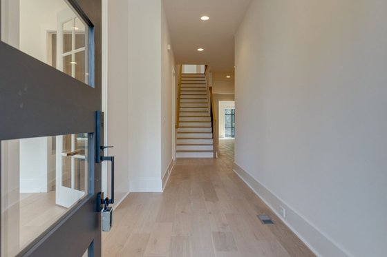 Interior - Entry for Contemporary House Plan #1085-6 - 5 bed, 4.5 bath
