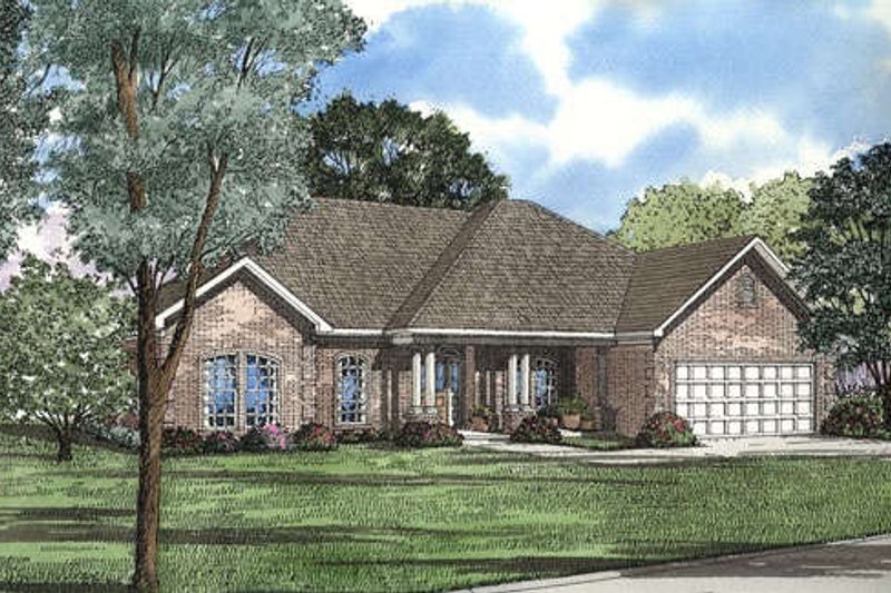 Traditional Style House Plan - 4 Beds 2 Baths 2148 Sq/Ft Plan #17-154