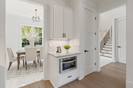 Photo 14 for European House Plan #929-884 - 4 bed, 3 bath