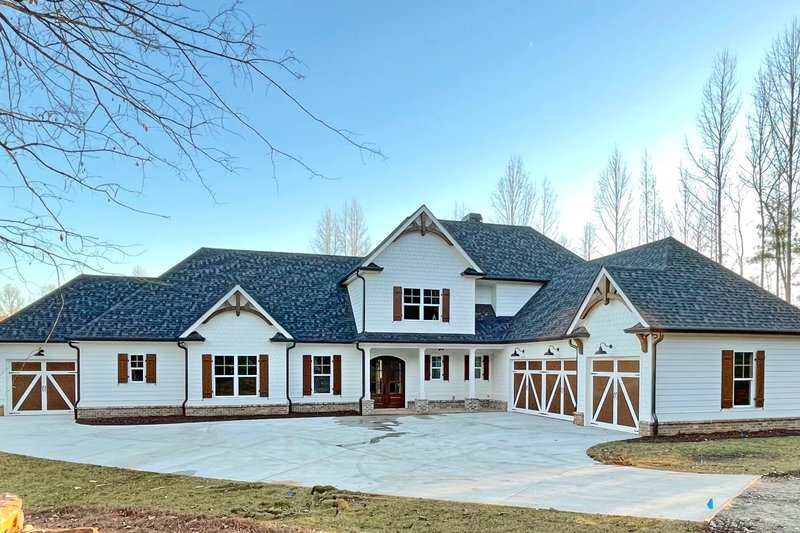 Home Plan - Craftsman Exterior - Front Elevation Plan #437-111