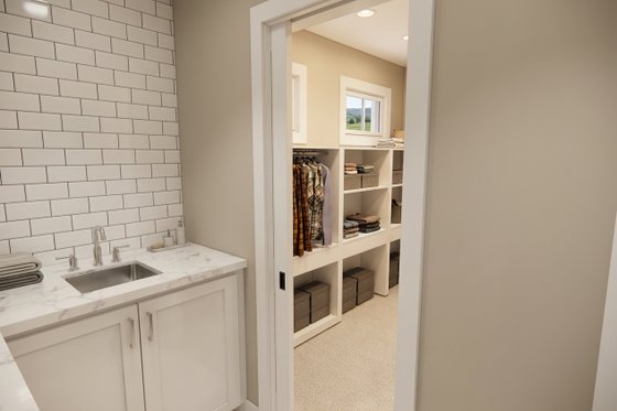 Interior - Laundry 1 for Farmhouse House Plan #51-1524 - 3 bed, 2.5 bath