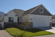 Ranch Style House Plan - 3 Beds 2 Baths 1635 Sq/Ft Plan #1060-42 