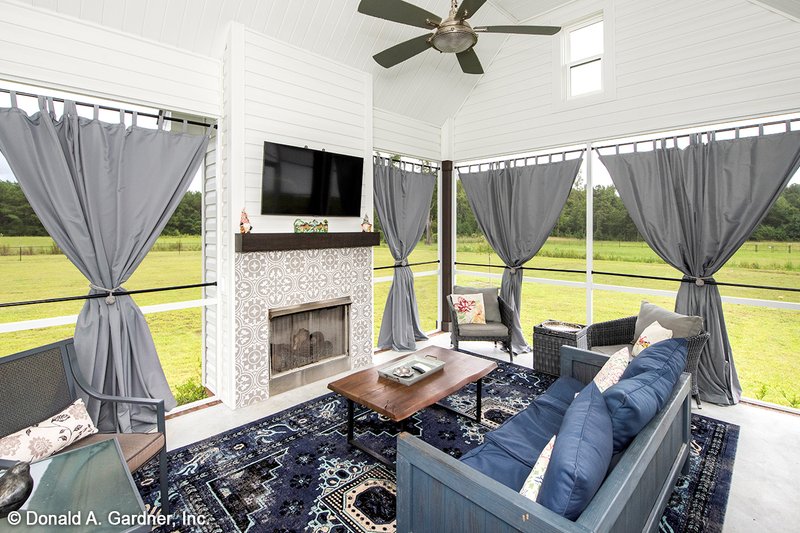 House Plan Design - Exterior - Covered Porch 1 for Farmhouse House Plan #929-1086 - 3 bed, 2.5 bath