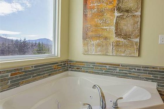 Master Bath - 1400 square foot cottage