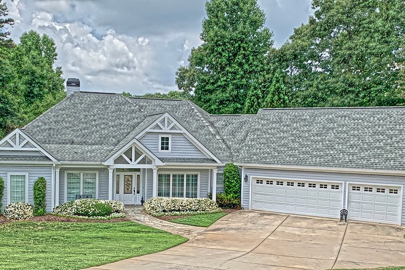 Architectural House Design - Exterior - Front Elevation 3 for Traditional House Plan #437-106 - 3 bed, 3 bath