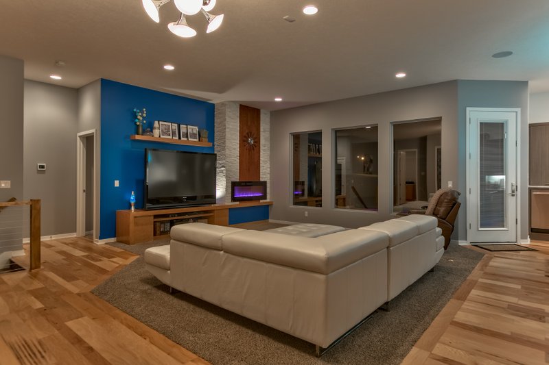 Dream House Plan - Interior - Family Room for Contemporary House Plan #20-2613 - 2 bed, 2 bath
