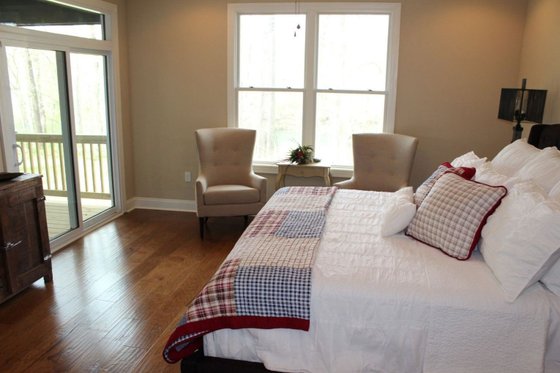 Interior - Master Bathroom for Country House Plan #932-2 - 3 bed, 2.5 bath