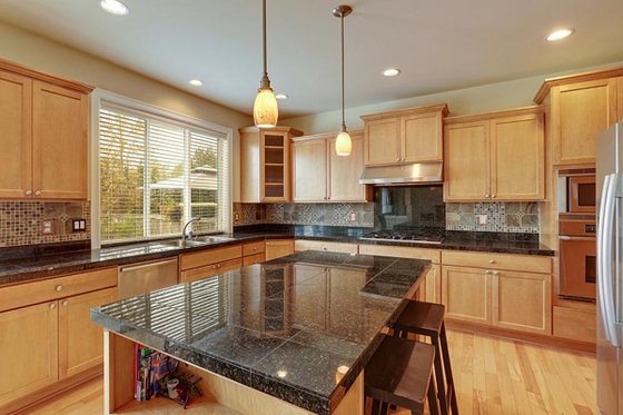 Photo 8 for Traditional House Plan #132-136 - 3 bed, 2.5 bath