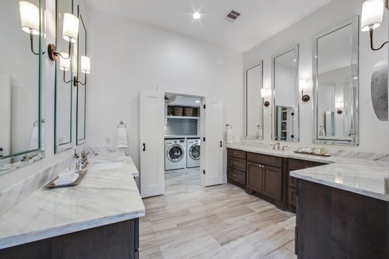 Interior - Master Bathroom 6 for Contemporary House Plan #935-5 - 4 bed, 4 bath