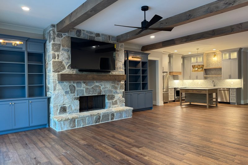 Home Plan - Interior - Family Room 1 for Farmhouse House Plan #437-139 - 4 bed, 5 bath