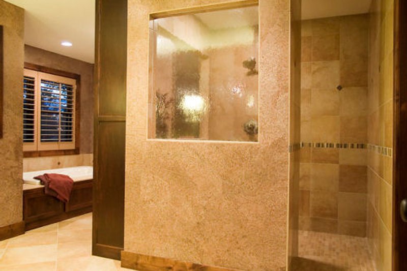 Home Plan - Interior - Master Bathroom for Craftsman House Plan #56-583 - 4 bed, 3.5 bath