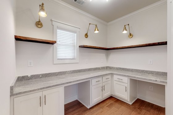 Photo 6 for Farmhouse House Plan #927-992 - 5 bed, 4 bath