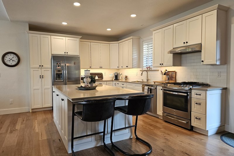 House Design - Interior - Kitchen for Ranch House Plan #1105-9 - 3 bed, 2.5 bath
