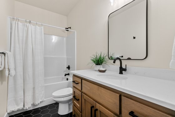 Interior - Bathroom for Farmhouse House Plan #1070-205 - 3 bed, 2 bath