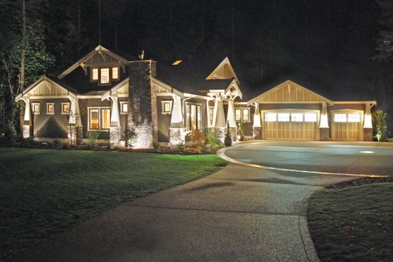 Craftsman Home Plan