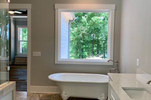 Interior - Master Bathroom for Country House Plan #437-120 - 4 bed, 4 bath