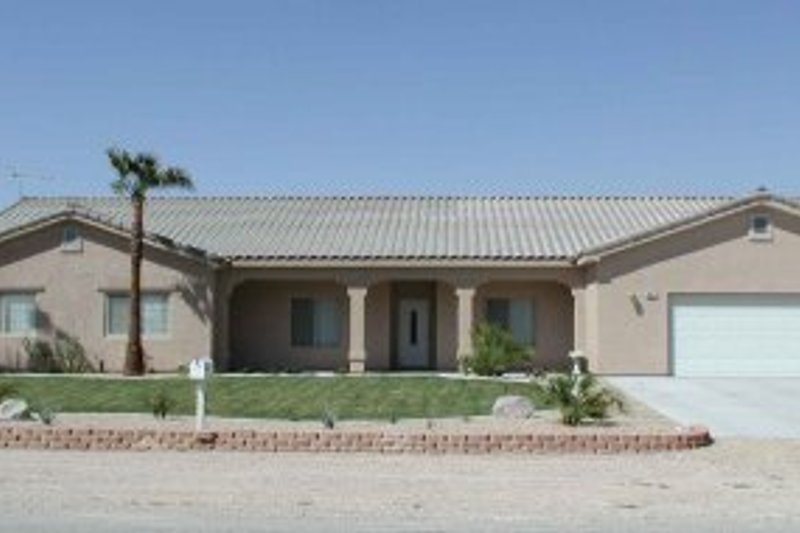 Architectural House Design - Adobe / Southwestern Exterior - Front Elevation Plan #1-806