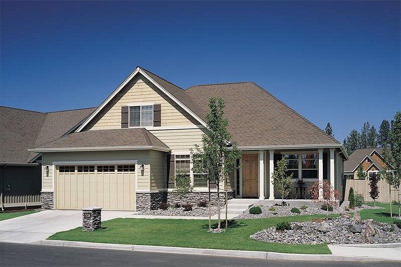Home Plan - Front View - 1975 square foot Craftsman home