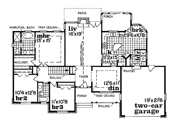 Traditional Floor Plan - Main Floor Plan #47-256
