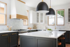 Interior - Kitchen for Craftsman House Plan #461-73 - 3 bed, 3 bath