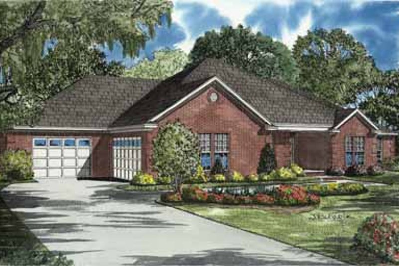 Dream House Plan - Traditional Exterior - Front Elevation Plan #17-586